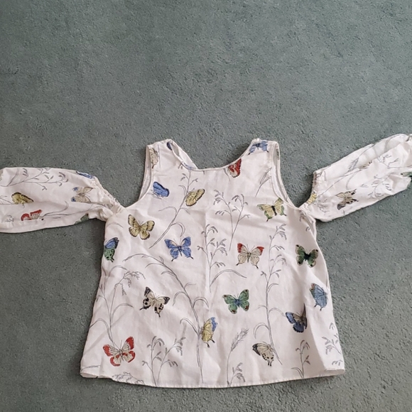 Cold shoulder top - Picture 1 of 3